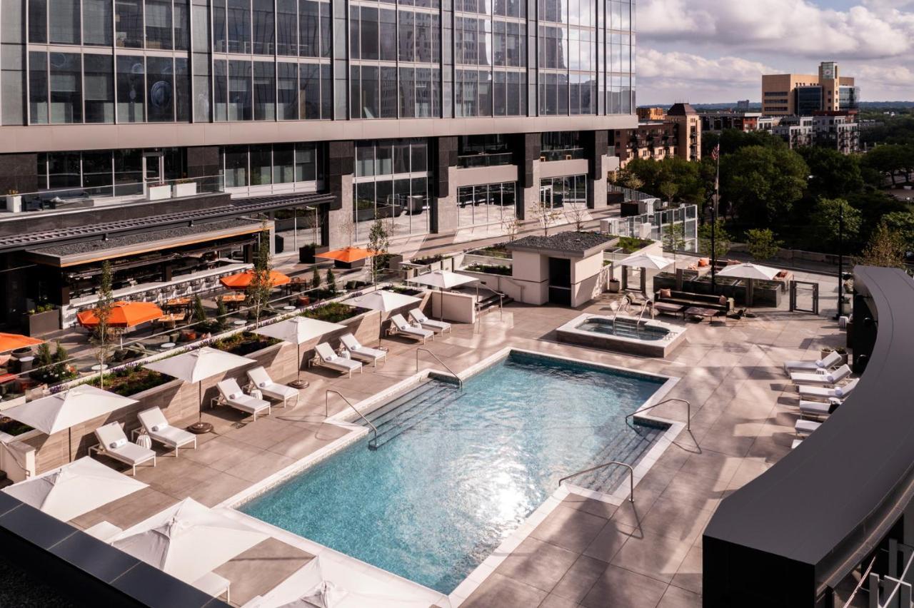 Four Seasons Hotel Minneapolis Exterior photo